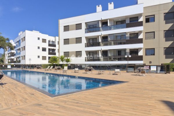 Apartamento à venda com 90m², 3 quartos, 1 suíte, 2 vagas no bairro Cachoeira do Bom Jesus em Florianópolis
