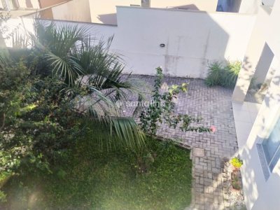 Casa à venda com 187m², 5 quartos, 1 suíte, 2 vagas no bairro Campeche em Florianópolis - Foto 3