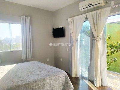 Casa à venda com 187m², 5 quartos, 1 suíte, 2 vagas no bairro Campeche em Florianópolis - Foto 12
