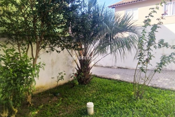 Casa à venda com 187m², 5 quartos, 1 suíte, 2 vagas no bairro Campeche em Florianópolis