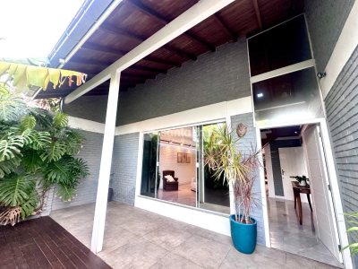 Casa à venda com 260m², 4 quartos, 1 suíte, 2 vagas no bairro Campeche em Florianópolis - Foto 23