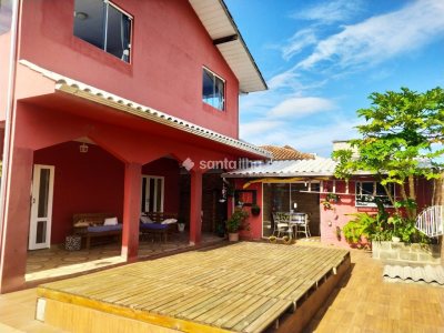 Casa à venda com 192m², 3 quartos, 1 suíte, 4 vagas no bairro Campeche em Florianópolis - Foto 2