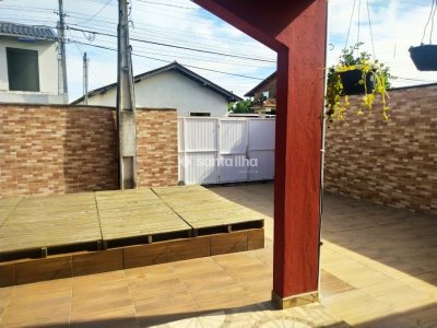 Casa à venda com 192m², 3 quartos, 1 suíte, 4 vagas no bairro Campeche em Florianópolis - Foto 6