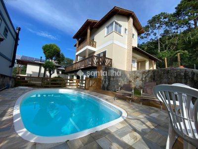Casa à venda com 330m², 4 quartos, 1 suíte, 4 vagas no bairro Campeche em Florianópolis - Foto 2