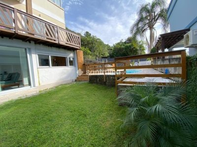 Casa à venda com 330m², 4 quartos, 1 suíte, 4 vagas no bairro Campeche em Florianópolis - Foto 3