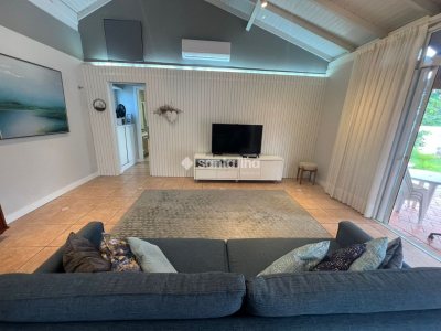 Casa à venda com 200m², 3 quartos, 1 suíte, 5 vagas no bairro Campeche em Florianópolis - Foto 21