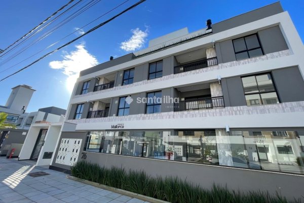 Studio à venda com 32m², 1 quarto, 1 vaga no bairro Ribeirão da Ilha em Florianópolis