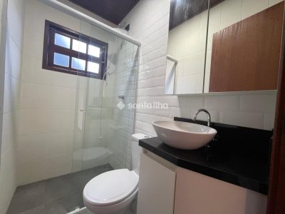 Casa à venda com 85m², 2 quartos, 1 suíte, 2 vagas no bairro Campeche em Florianópolis - Foto 30