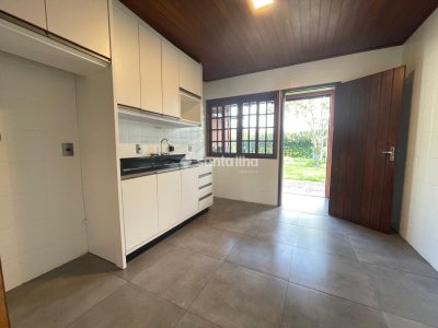 Casa à venda com 85m², 2 quartos, 1 suíte, 2 vagas no bairro Campeche em Florianópolis - Foto 19
