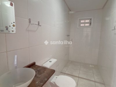 Casa para alugar com 61m², 2 quartos, 1 vaga no bairro Campeche em Florianopolis - Foto 8