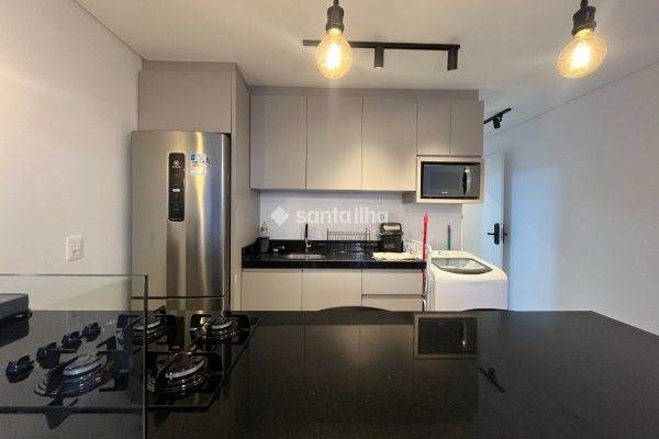Apartamento para alugar com 35m², 1 quarto, 1 vaga no bairro Campeche em Florianópolis