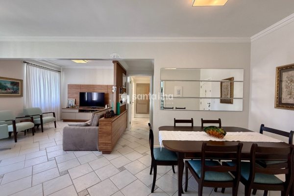 Apartamento à venda com 97m², 2 quartos, 1 suíte, 1 vaga no bairro Centro em Florianópolis