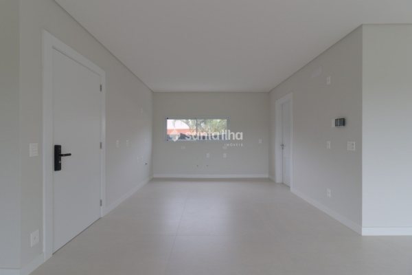 Apartamento à venda com 128m², 3 quartos, 3 suítes, 2 vagas no bairro Cacupé em Florianópolis
