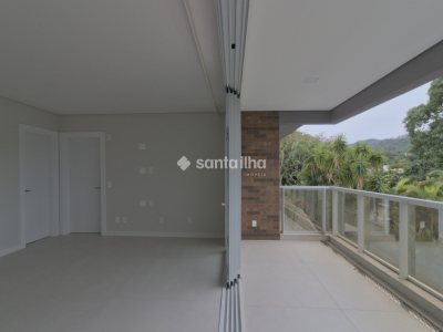 Apartamento à venda com 128m², 3 quartos, 3 suítes, 2 vagas no bairro Cacupé em Florianópolis - Foto 10