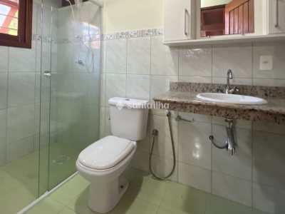 Casa em Condomínio para alugar ou comprar com 320m², 5 quartos, 5 suítes, 4 vagas no bairro Rio Tavares em Florianópolis - Foto 27