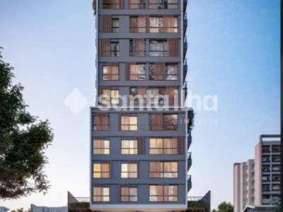 Apartamento à venda com 69m², 2 quartos, 1 suíte, 1 vaga no bairro Centro em Florianópolis - Foto 2