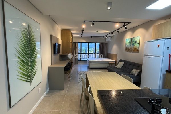 Studio à venda com 39m², 1 quarto, 1 vaga no bairro Campeche em Florianópolis