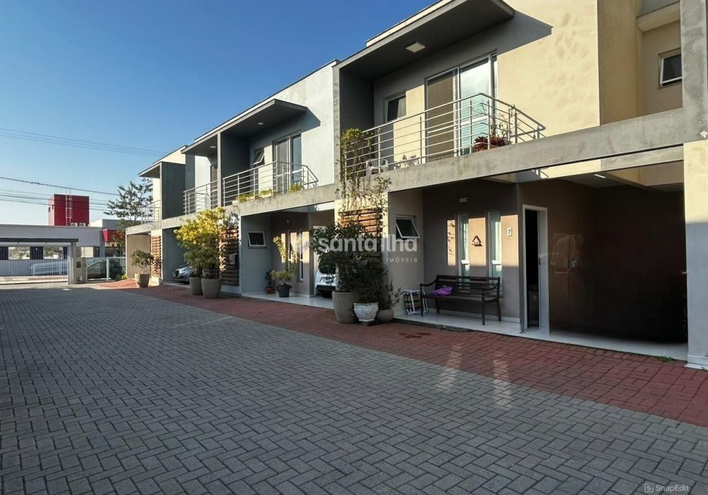 Casa à venda com 115m², 3 quartos, 1 suíte, 1 vaga no bairro Ribeirão da Ilha em Florianópolis - Foto 1