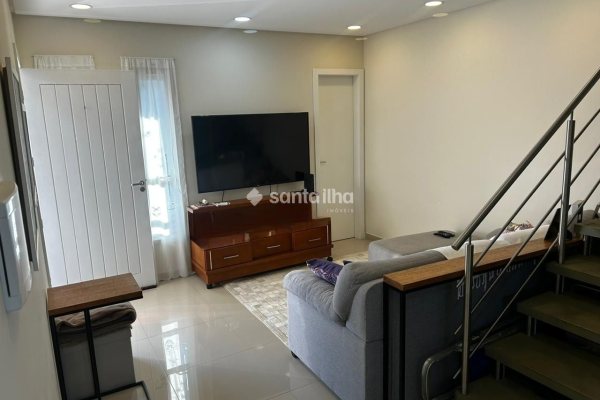 Casa à venda com 115m², 3 quartos, 1 suíte, 1 vaga no bairro Ribeirão da Ilha em Florianópolis