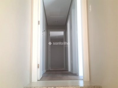 Casa à venda com 143m², 3 quartos, 1 suíte, 2 vagas no bairro Carianos em Florianópolis - Foto 11