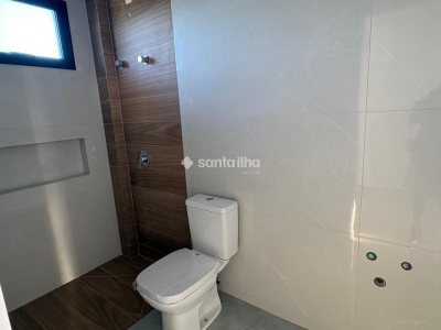 Casa à venda com 128m², 3 quartos, 2 suítes, 1 vaga no bairro Campeche em Florianópolis - Foto 15