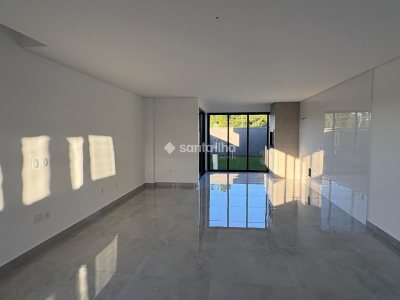 Casa à venda com 128m², 3 quartos, 2 suítes, 1 vaga no bairro Campeche em Florianópolis - Foto 3