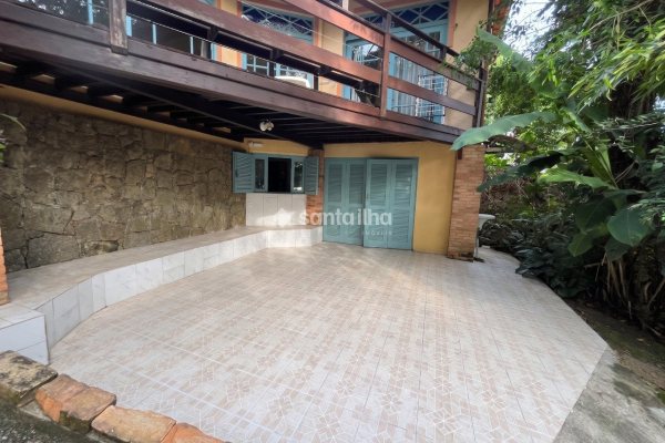Studio para alugar com 30m², 1 quarto no bairro Lagoa da Conceição em Florianopolis