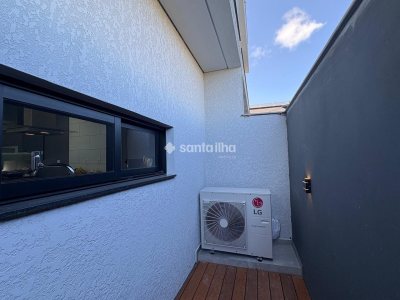 Casa para alugar ou comprar com 158m², 3 quartos, 3 suítes, 2 vagas no bairro Campeche em Florianópolis - Foto 6