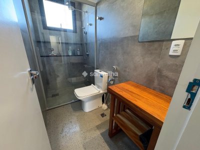 Casa para alugar ou comprar com 158m², 3 quartos, 3 suítes, 2 vagas no bairro Campeche em Florianópolis - Foto 18