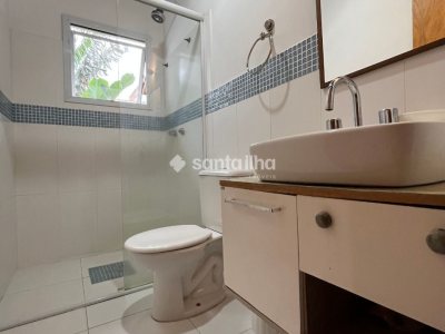 Casa para alugar com 220m², 3 quartos, 3 suítes, 2 vagas no bairro Rio Tavares em Florianópolis - Foto 13