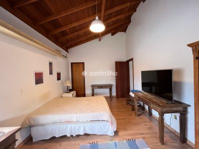 Casa para alugar com 220m², 3 quartos, 3 suítes, 2 vagas no bairro Rio Tavares em Florianópolis - Foto 11