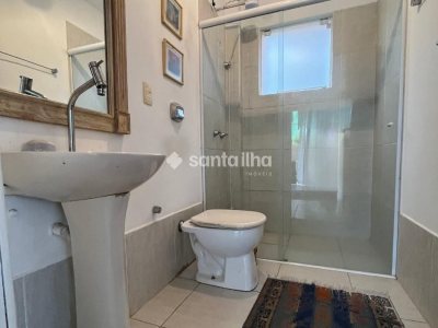 Casa para alugar com 220m², 3 quartos, 3 suítes, 2 vagas no bairro Rio Tavares em Florianópolis - Foto 6