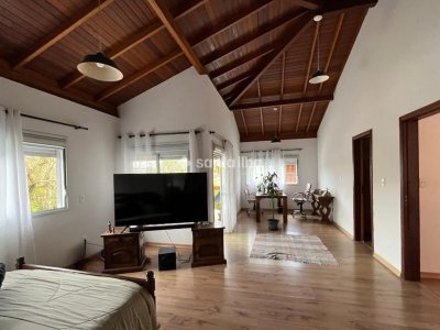 Casa para alugar com 220m², 3 quartos, 3 suítes, 2 vagas no bairro Rio Tavares em Florianópolis - Foto 7