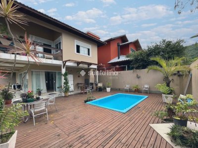 Casa para alugar com 220m², 3 quartos, 3 suítes, 2 vagas no bairro Rio Tavares em Florianópolis - Foto 17