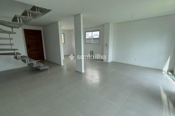 Casa em Condomínio à venda com 96m², 3 quartos, 1 suíte, 2 vagas no bairro Morro das Pedras em Florianópolis