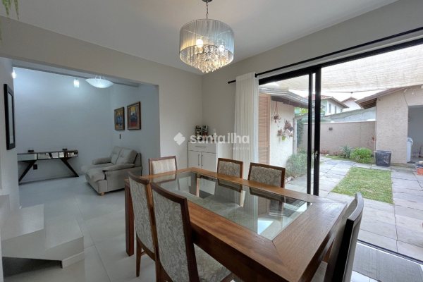 Casa para alugar com 50m², 1 quarto, 1 suíte, 1 vaga no bairro Campeche em Florianópolis