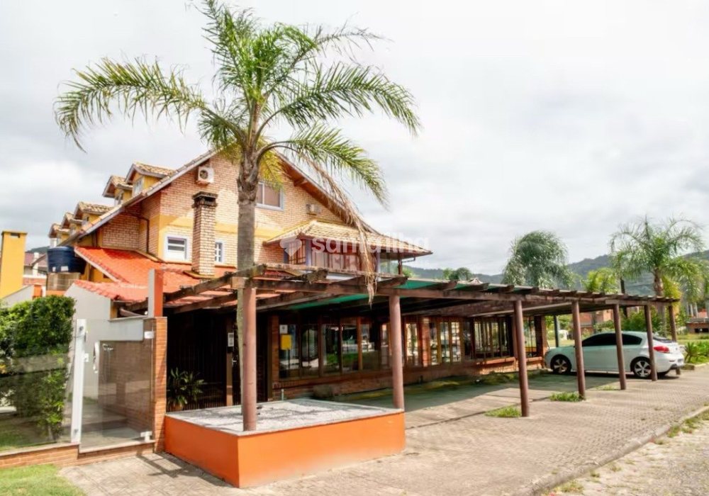 Apartamento à venda com 38m², 2 quartos, 1 vaga no bairro Pântano do Sul em Florianópolis - Foto 1