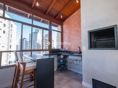 Cobertura à venda com 221m², 3 quartos, 1 suíte, 2 vagas no bairro Centro em Florianópolis - Foto 31