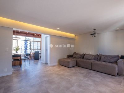 Cobertura à venda com 221m², 3 quartos, 1 suíte, 2 vagas no bairro Centro em Florianópolis - Foto 28