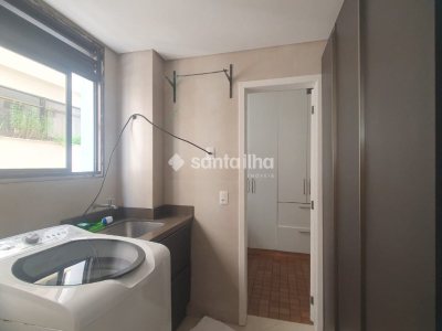Apartamento à venda com 295m², 3 quartos, 2 suítes, 3 vagas no bairro Centro em Florianópolis - Foto 23