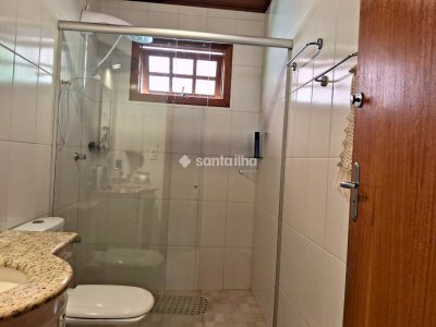 Casa à venda com 81m², 2 quartos, 1 suíte, 2 vagas no bairro Campeche em Florianópolis - Foto 17