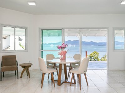 Casa à venda com 298m², 3 quartos, 2 suítes, 6 vagas no bairro José Mendes em Florianópolis - Foto 14