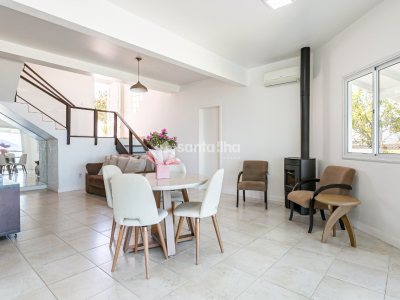 Casa à venda com 298m², 3 quartos, 2 suítes, 6 vagas no bairro José Mendes em Florianópolis - Foto 8