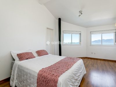 Casa à venda com 298m², 3 quartos, 2 suítes, 6 vagas no bairro José Mendes em Florianópolis - Foto 31