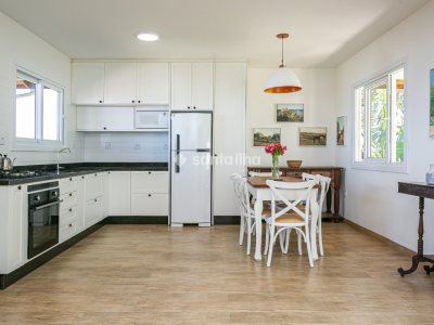 Casa à venda com 298m², 3 quartos, 2 suítes, 6 vagas no bairro José Mendes em Florianópolis - Foto 37