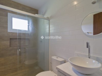 Casa à venda com 298m², 3 quartos, 2 suítes, 6 vagas no bairro José Mendes em Florianópolis - Foto 46