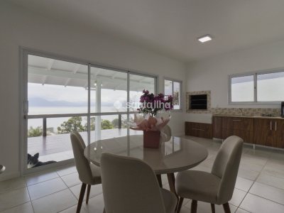 Casa à venda com 298m², 3 quartos, 2 suítes, 6 vagas no bairro José Mendes em Florianópolis - Foto 12