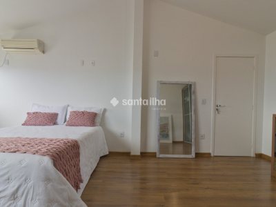 Casa à venda com 298m², 3 quartos, 2 suítes, 6 vagas no bairro José Mendes em Florianópolis - Foto 30