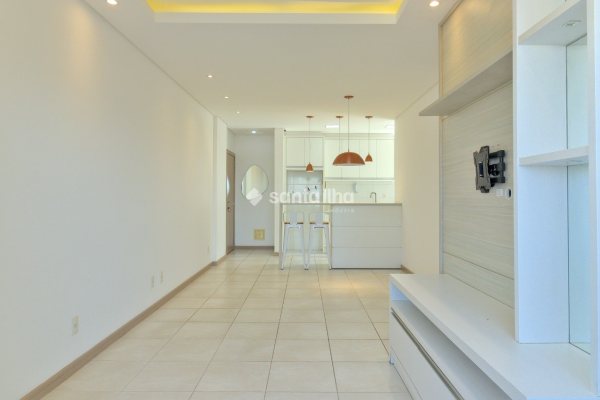 Apartamento à venda com 84m², 3 quartos, 1 suíte, 2 vagas no bairro Capoeiras em Florianópolis