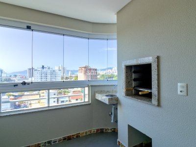 Apartamento à venda com 84m², 3 quartos, 1 suíte, 2 vagas no bairro Capoeiras em Florianópolis - Foto 7